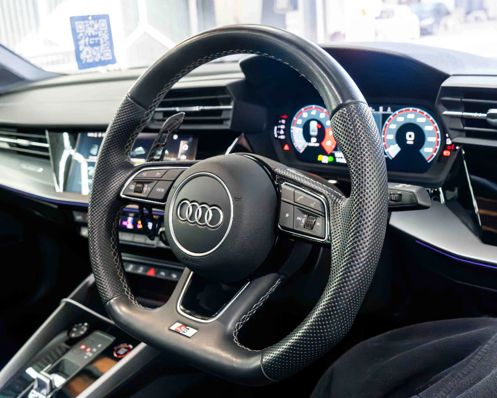 AUDI A3/S3/RS3 A4/S4/RS4 A5/S5/RS5 2014+ MAGNETIC CARBON FIBRE SHIFTER PADDLES - Image 2