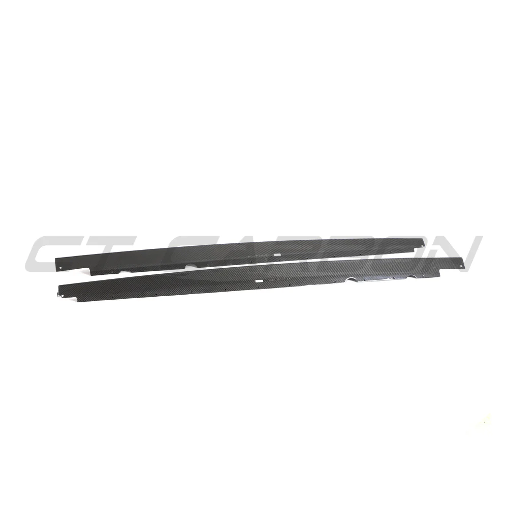 AUDI R8 V10 GEN 2.5 CARBON FIBRE SIDE SKIRTS - Image 5