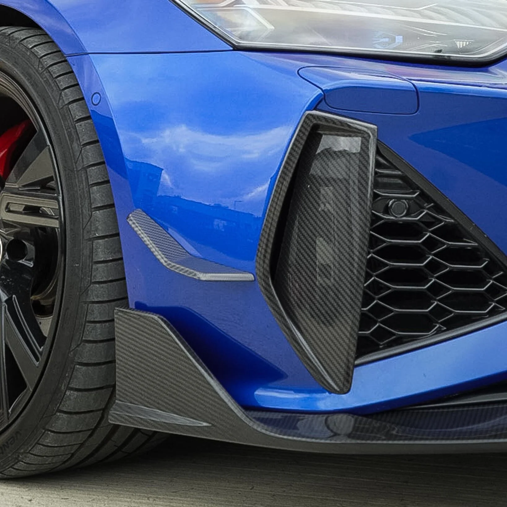 AUDI RS6/RS7 C8 AVANT 2019+ CARBON FIBRE FRONT BUMPER VENT TRIM - Image 7