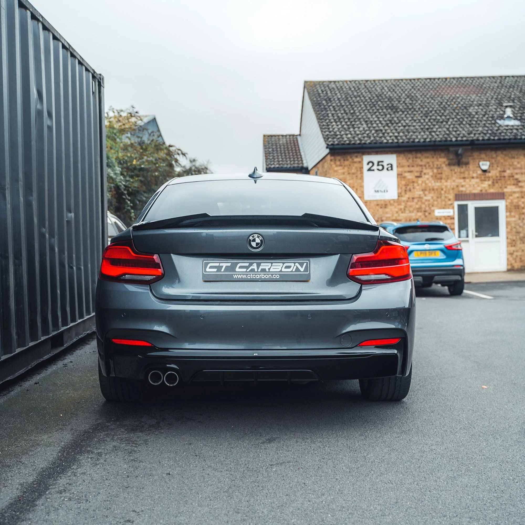 BMW 2 SERIES F22/F23 GLOSS BLACK TWIN EXHAUST DIFFUSER - Image 2