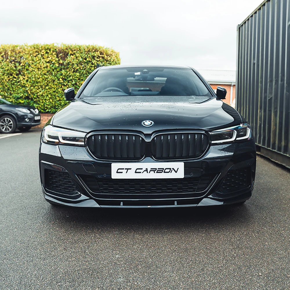 BMW 5 SERIES G30/G31 LCI GLOSS BLACK SPLITTER - V2 - Image 2