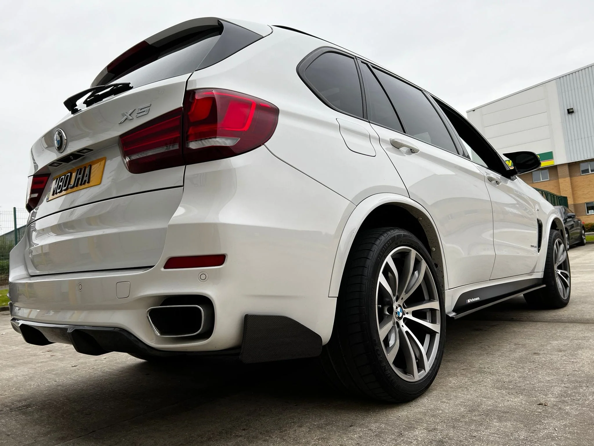 BMW F15 X5 2013-2018 PRE-LCI CARBON FIBRE DIFFUSER - Image 2