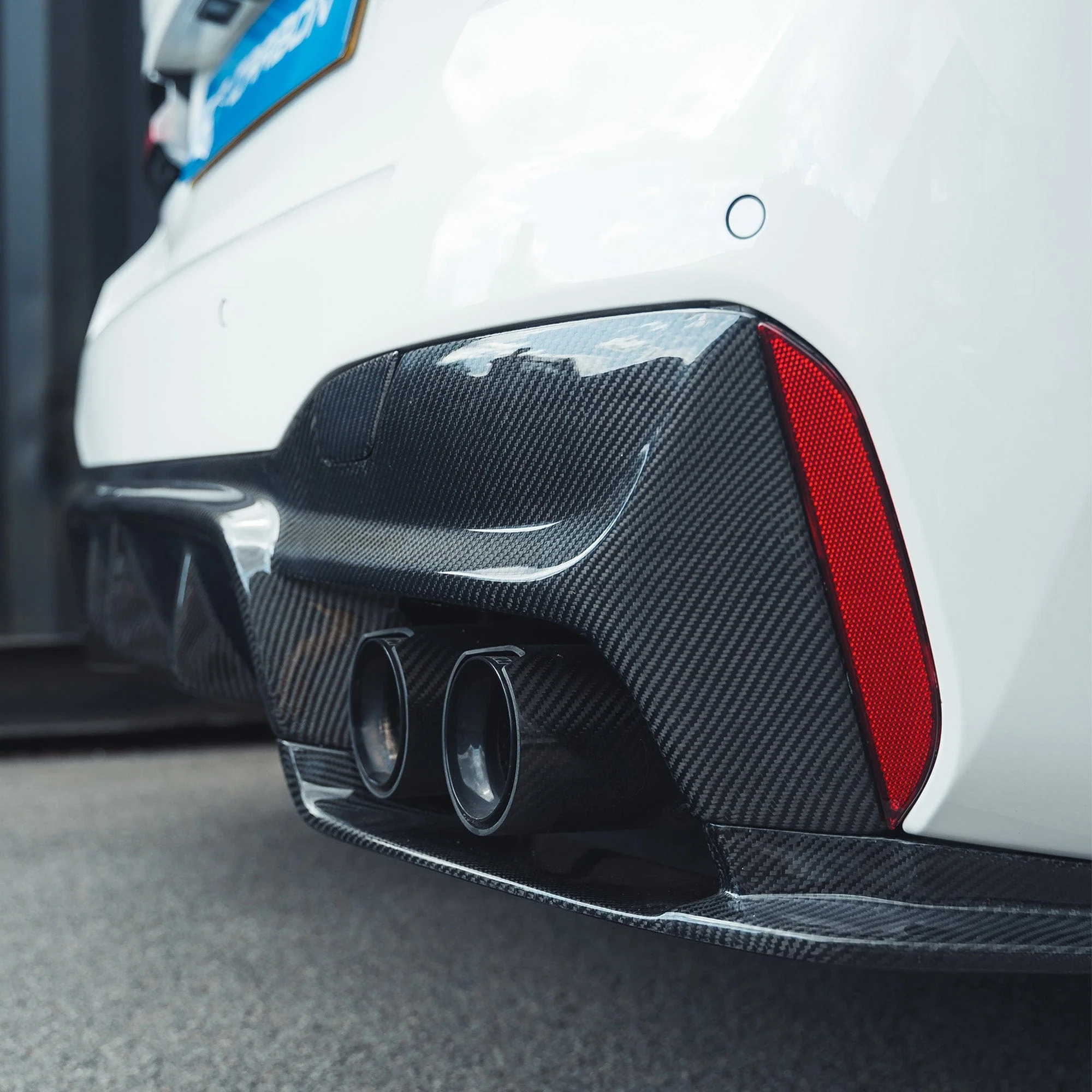 BMW F90 M5 PRE LCI CARBON FIBRE DIFFUSER - V2 - Image 5