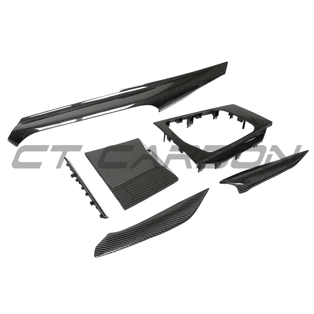 BMW GXX 2025+ LCI CARBON FIBRE CENTER CONSOLE TRIM - LHD - Image 3