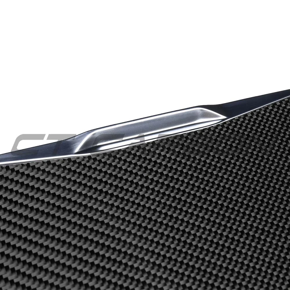 BMW GXX 2025+ LCI CARBON FIBRE CENTER CONSOLE TRIM - RHD - Image 10
