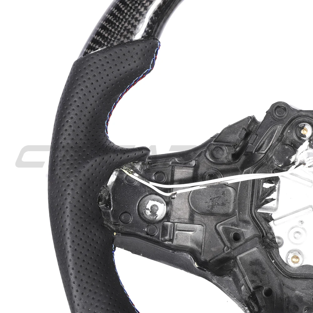 BMW GXX CARBON FIBRE / LEATHER / LED FLAT BOTTOM CUSTOM STEERING WHEEL - Image 4