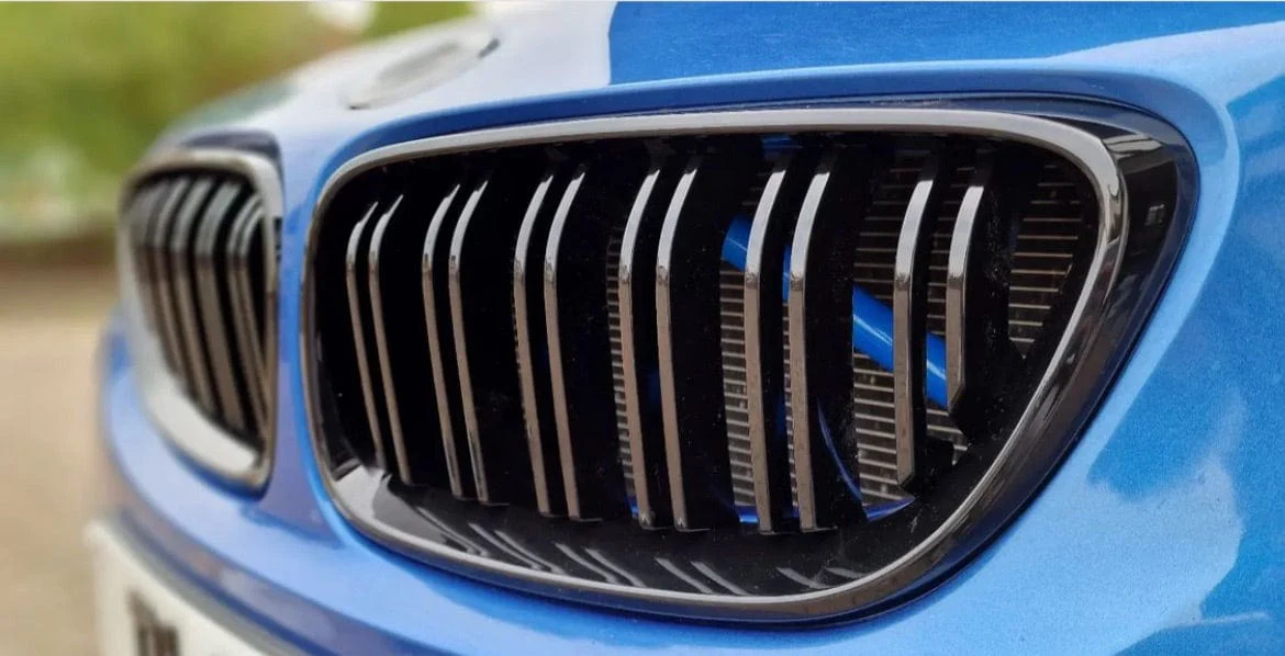 BMW M2 F87 & F22 2 SERIES DOUBLE SLAT BLACK GRILLES - Image 4