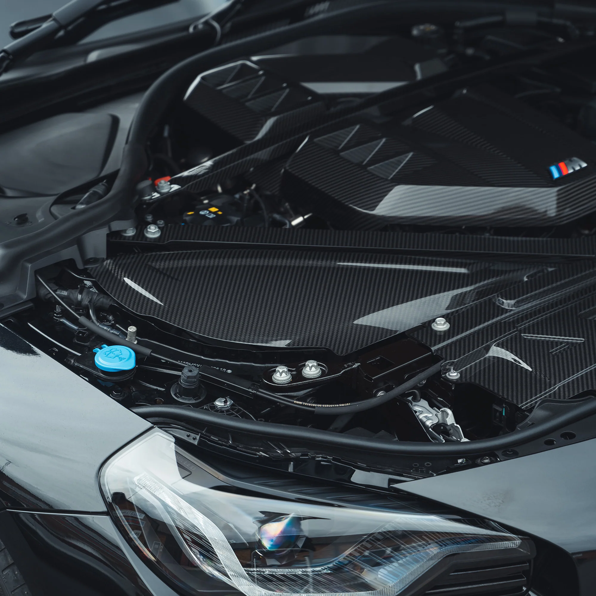 BMW M2 M3 & M4 G87/G80/G81/G82/G83 CARBON FIBRE AIR INTAKE COVER - Image 2