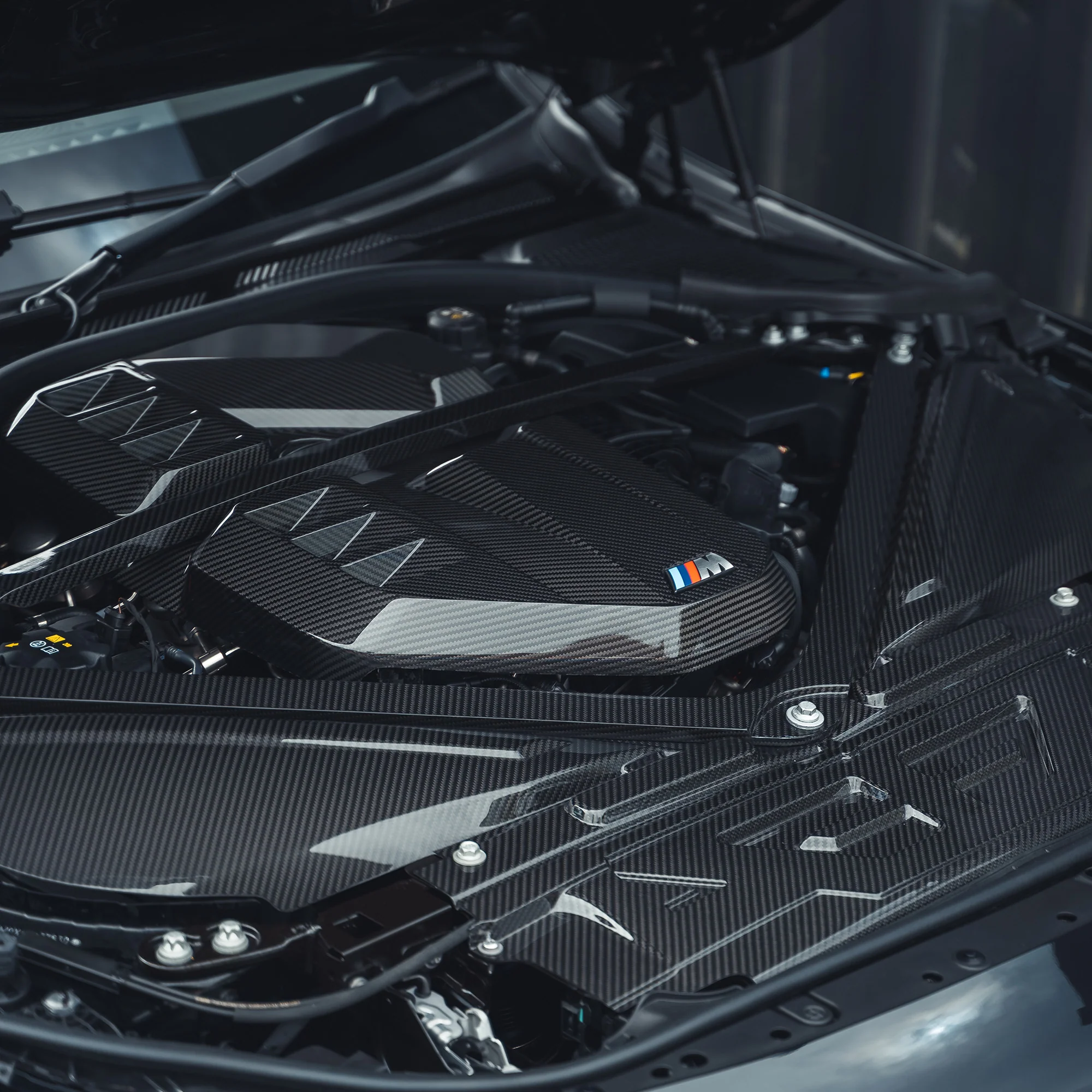 BMW M2 M3 & M4 G87/G80/G81/G82/G83 CARBON FIBRE ENGINE DRESS UP KIT - V2 - Image 2