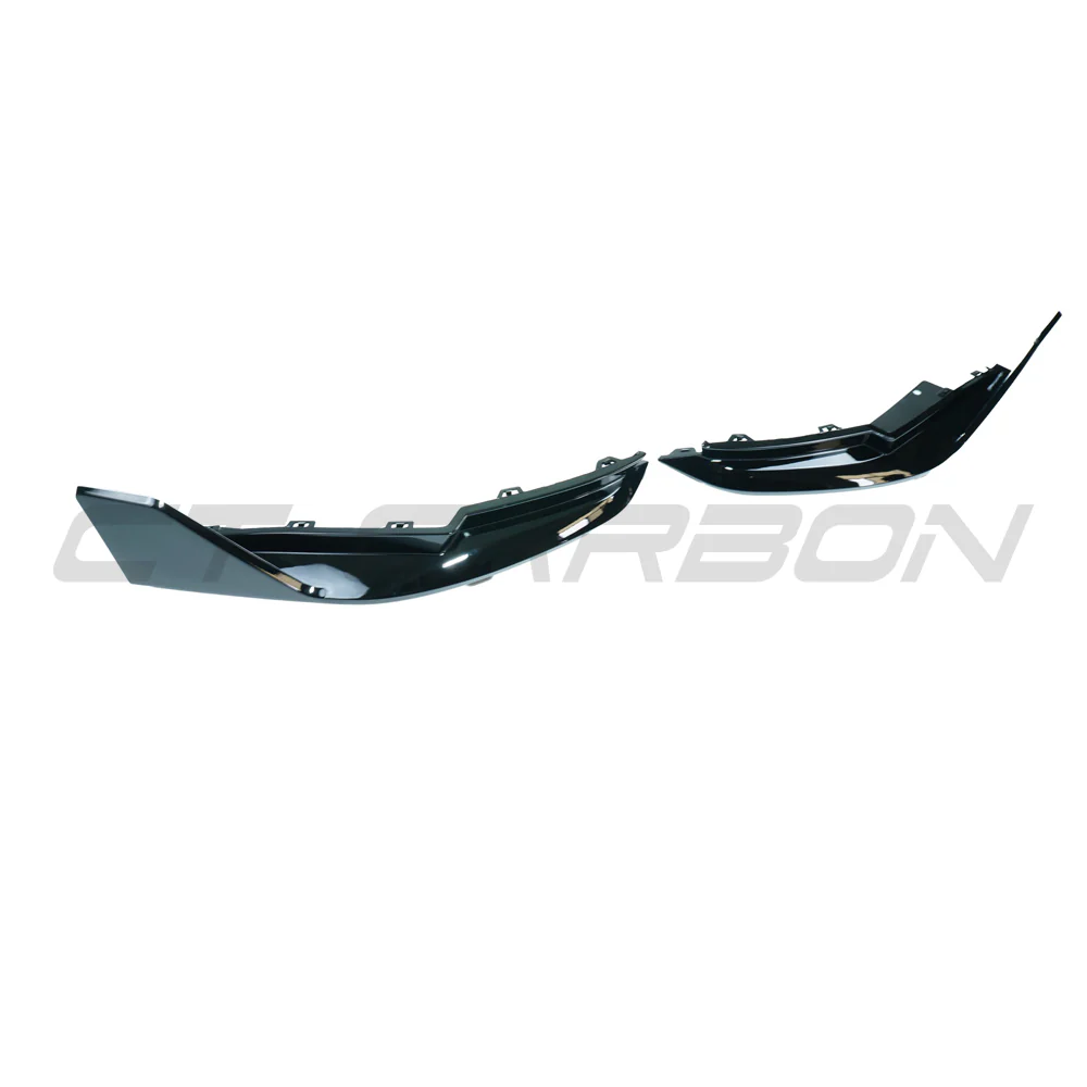 BMW M3 (G80 G81) GLOSS BLACK REAR BUMPER CORNERS - Image 2
