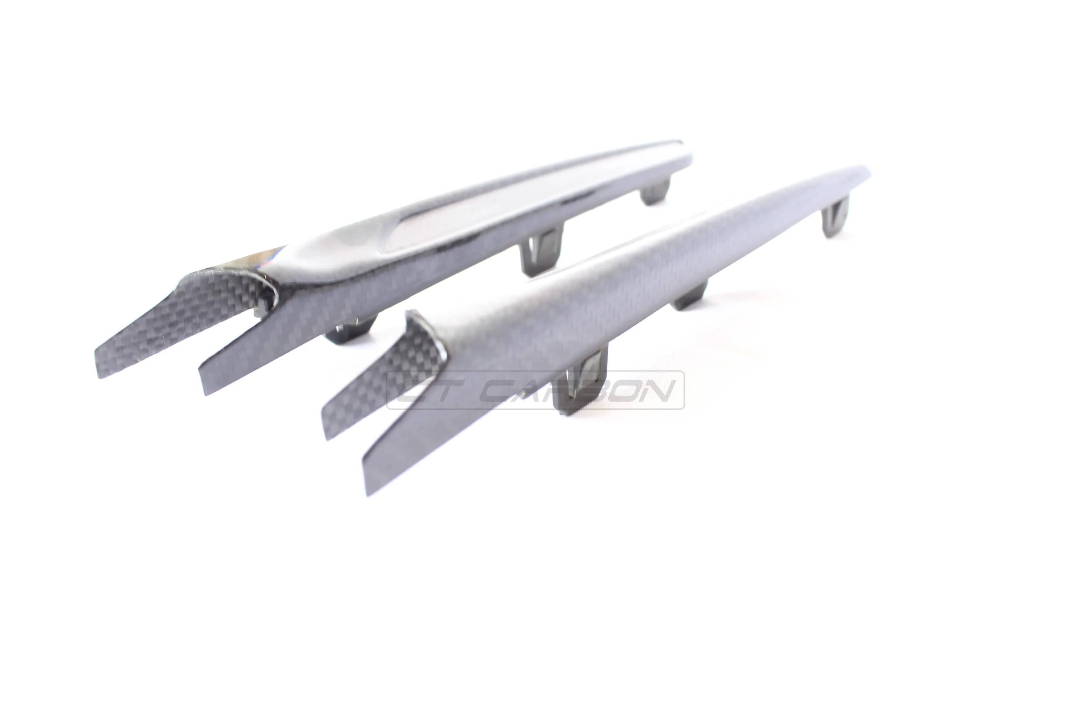 BMW M3/M4 (F80 F82 F83) CARBON FIBRE SIDE VENTS - Image 3
