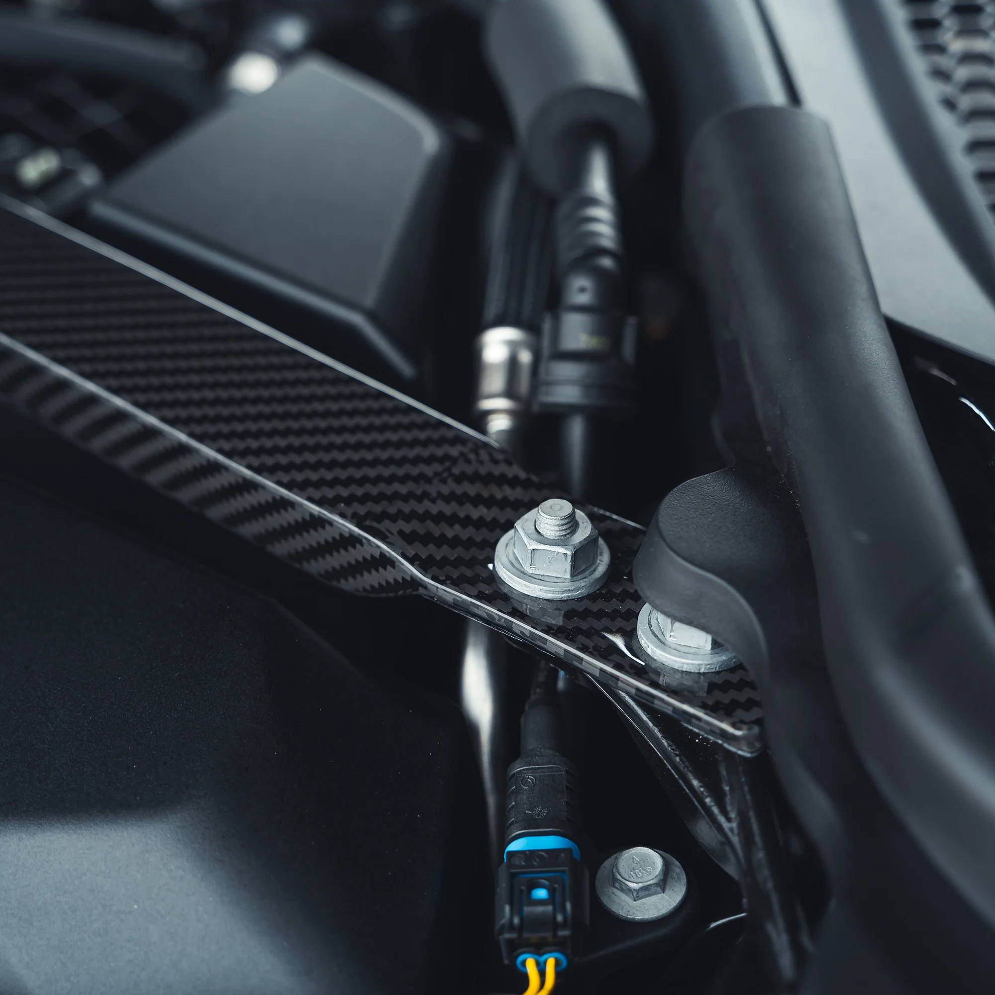 BMW M2 M3 & M4 G87/G80/G81/G82/G83 CARBON FIBRE ENGINE STRUT BRACE - Image 6