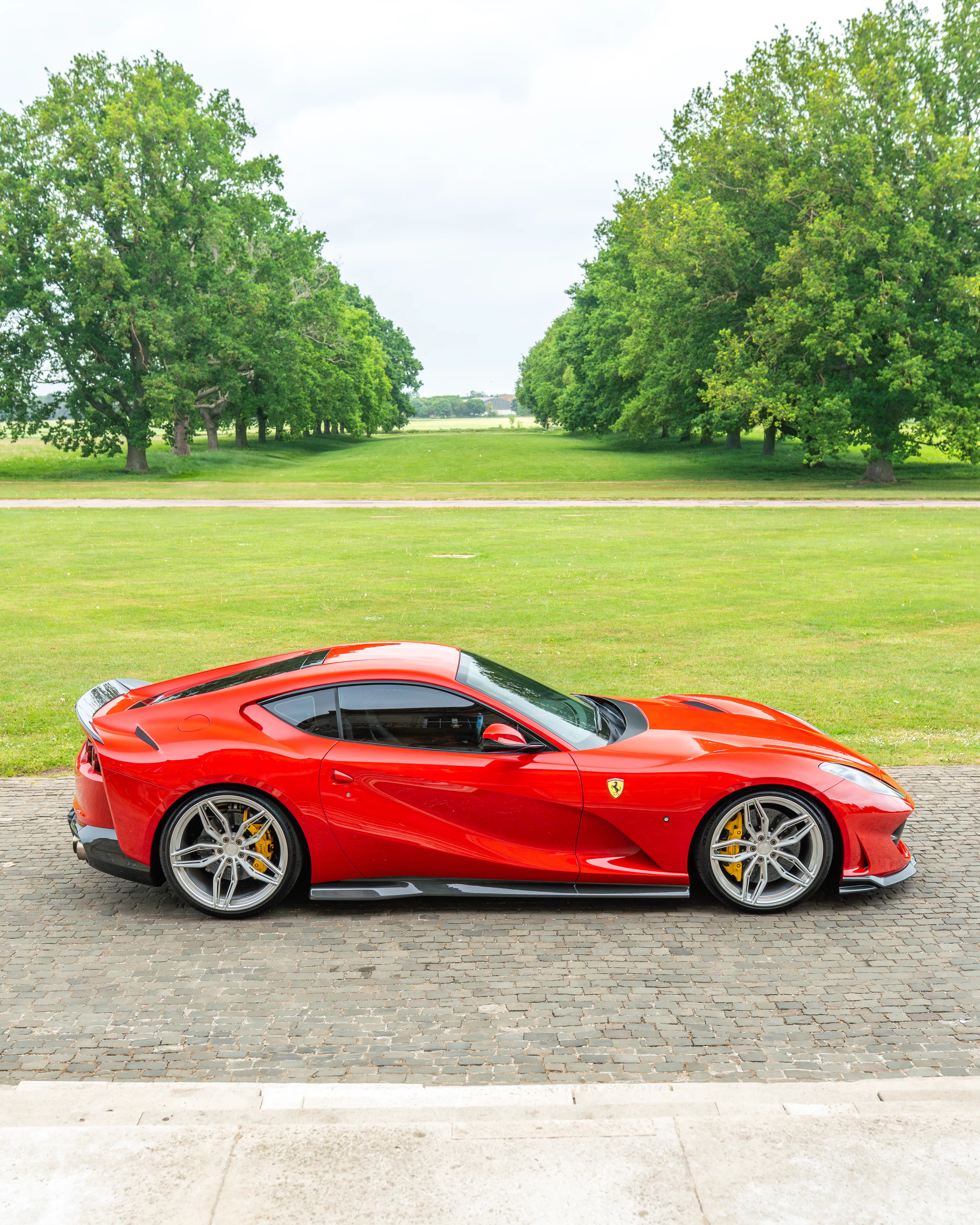 FERRARI 812 SUPERFAST CARBON FIBRE KIT V1 - CT DESIGN - Image 23