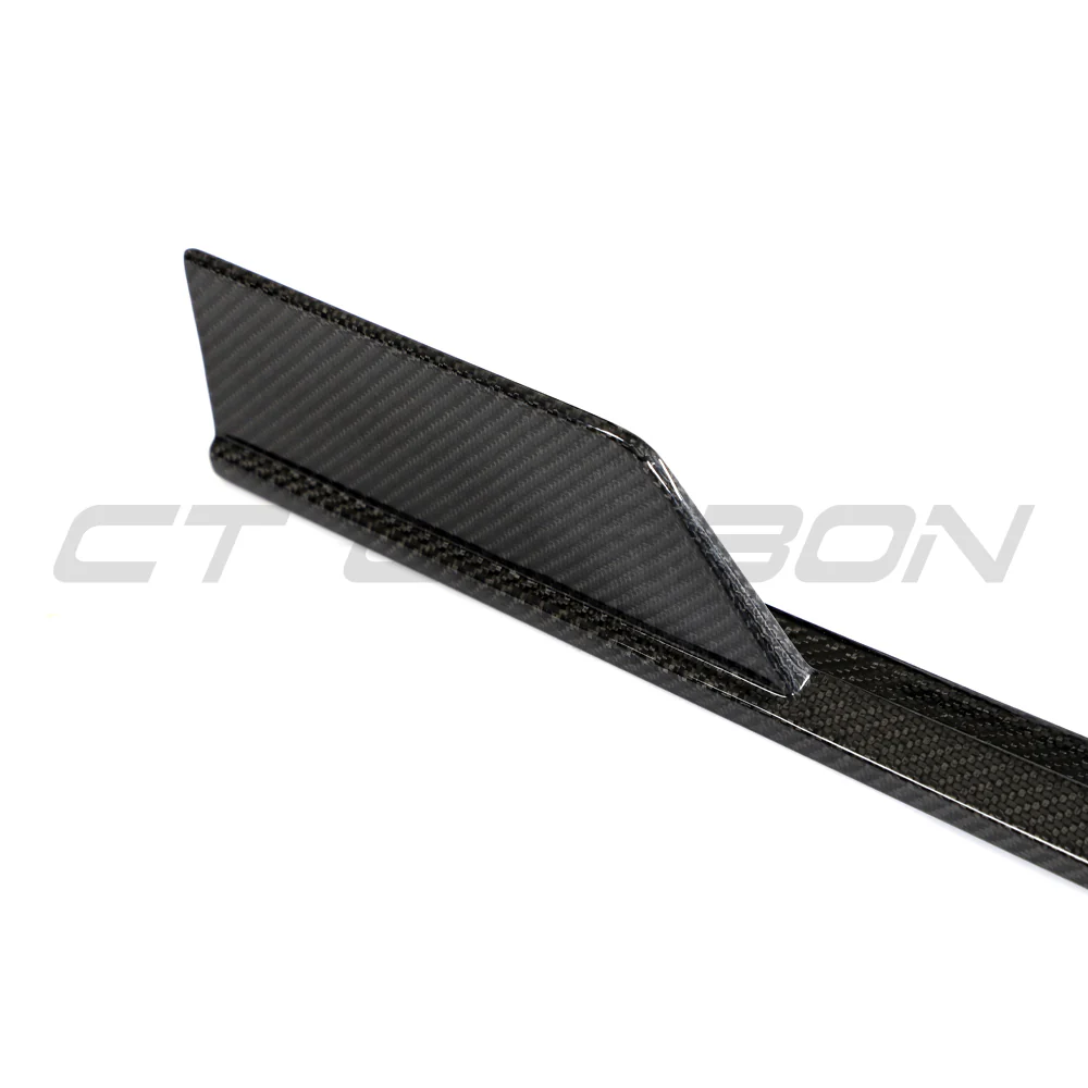 HYUNDAI i30N CARBON FIBRE SIDE SKIRTS - CT DESIGN - Image 7