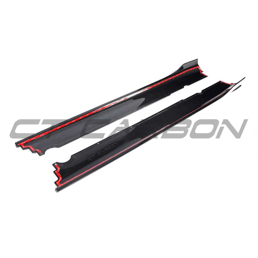 LAMBORGHINI HURACAN EVO 2019-2023 CARBON FIBRE SIDE SKIRTS - CT DESIGN - Image 10