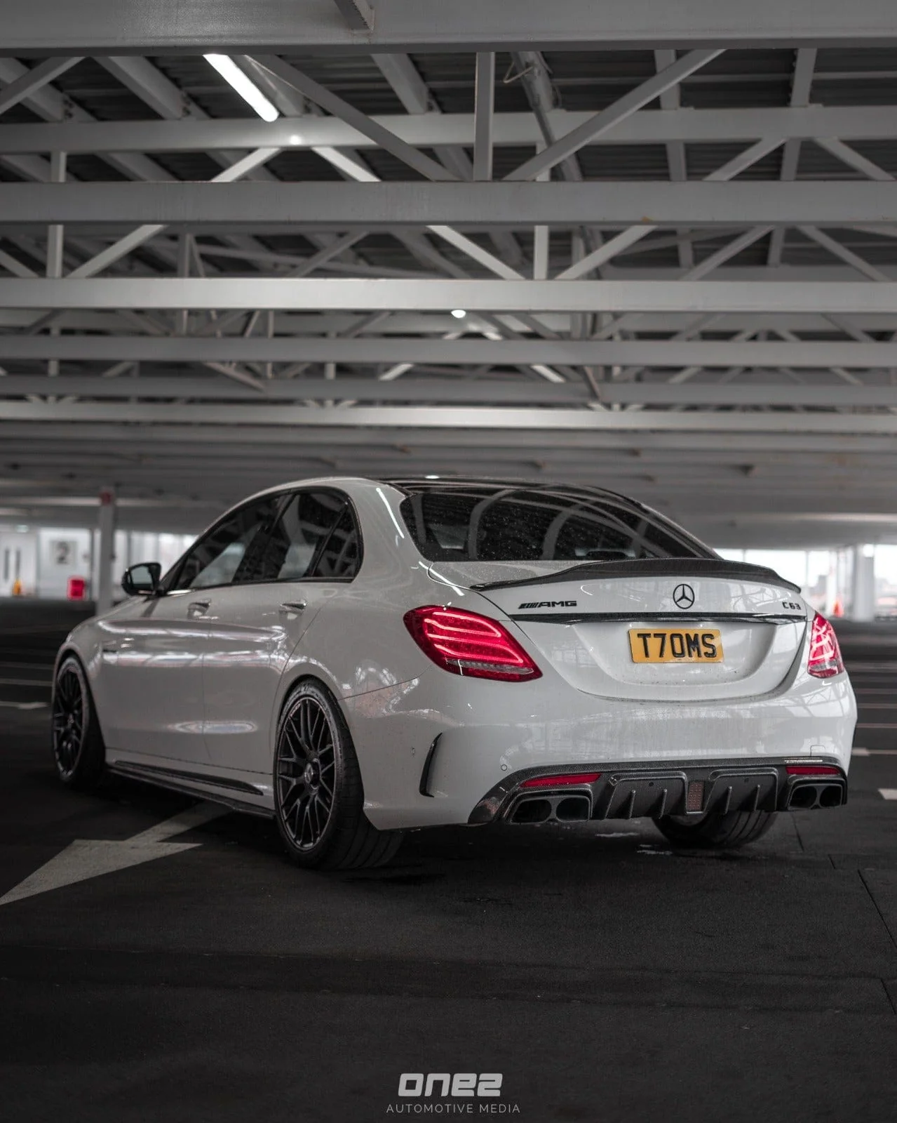 MERCEDES C63 W205 2014-2018 SALOON FULL CARBON FIBRE KIT - V2 - Image 3