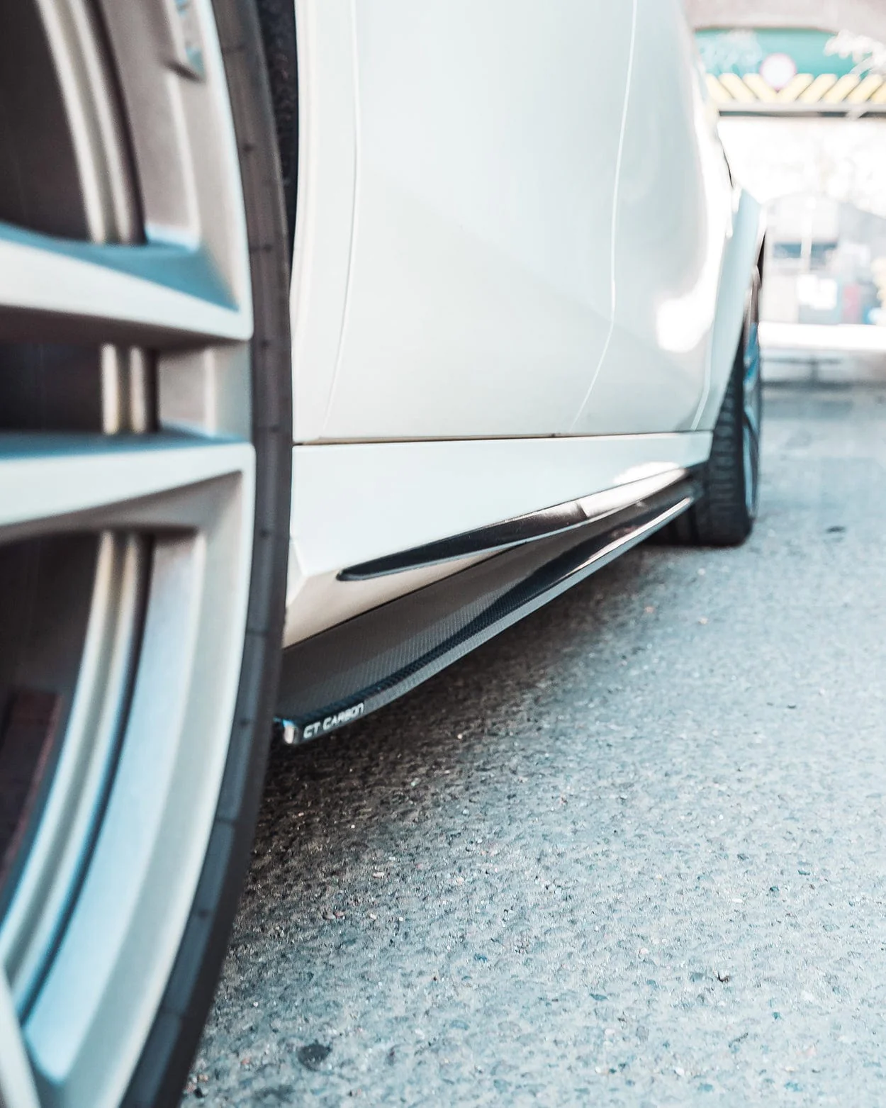 MERCEDES E63 W213 2018-2020 PRE-FACELIFT CARBON FIBRE SIDE SKIRTS - CT DESIGN - Image 2
